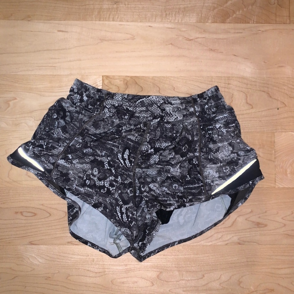Lululemon shorts size 4